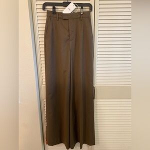 Closed Wide-Leg Trousers in Dark Brown